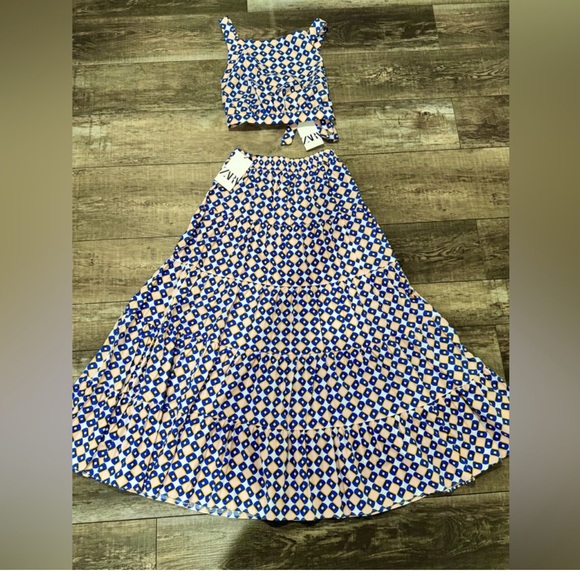 ❌SOLD❌. Zara Blue and White Skirt Set - Picture 4 of 7
